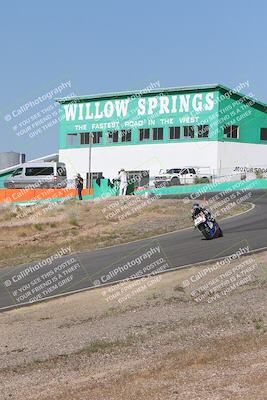 media/Apr-20-2025-AHRMA (Sun) [[393a79c373]]/Race/Group 11 early race/Turn 4b/